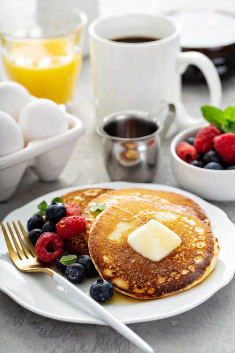 Fluffy Buttermilk Pancakes Recipe