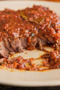 Hearty Pioneer Woman Swiss Steak Recipe