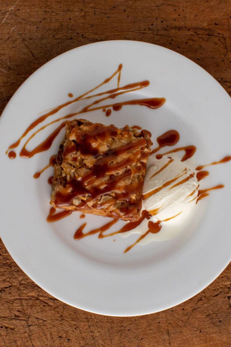 Festive Apple Spice Cake Recipe