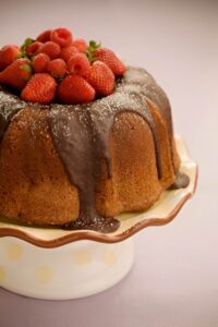 Velvety Paula Deen Chocolate Pound Cake Recipe