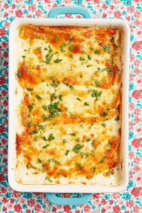 Hearty Pioneer Woman Chicken Enchilada Casserole Recipe