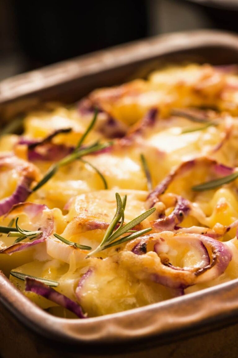 Hearty Pioneer Woman Hamburger Potato Casserole Recipe