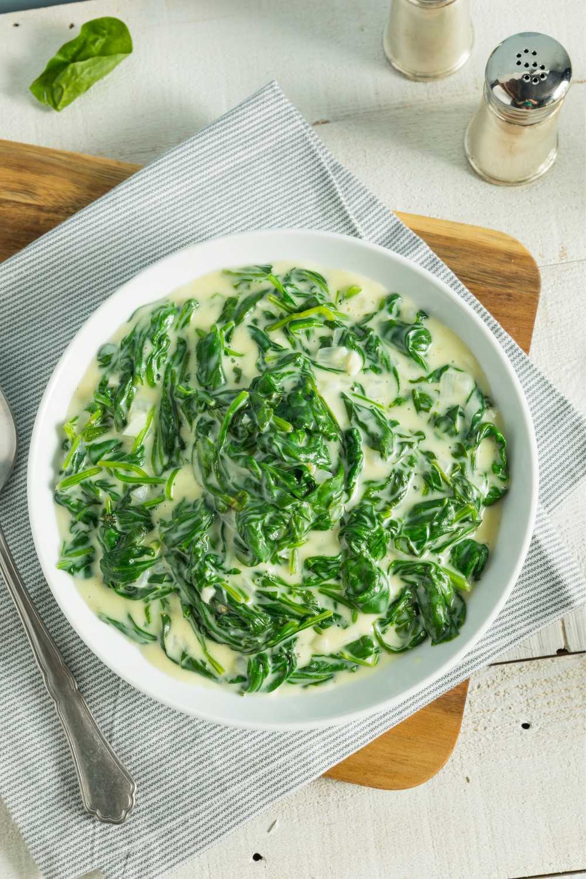 Silky Bobby Flay Creamed Spinach Recipe