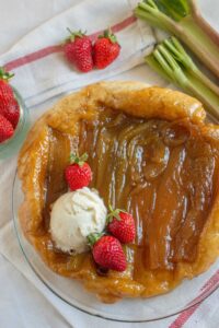 Mouthwatering Jamie Oliver Rhubarb Upside Down Cake Recipe