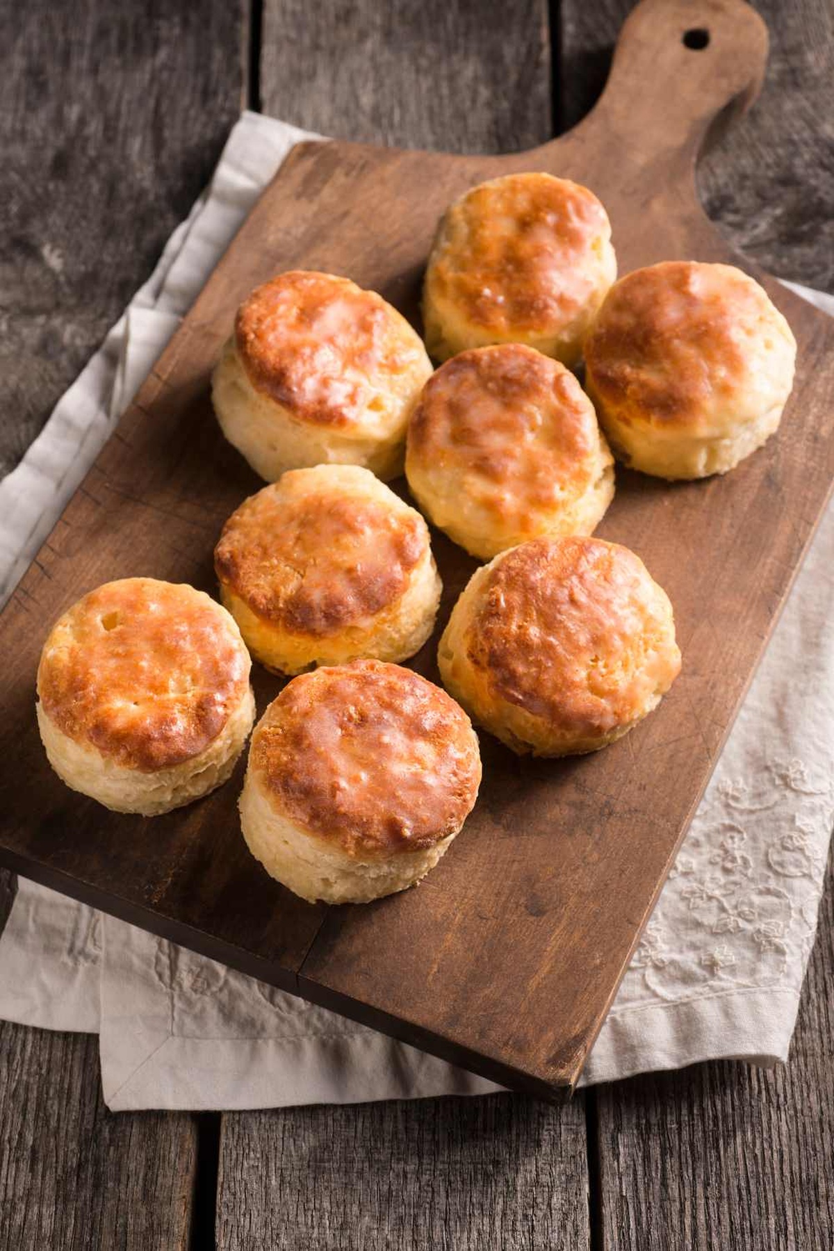 Crispy Bobby Flay Buttermilk Biscuits Recipe