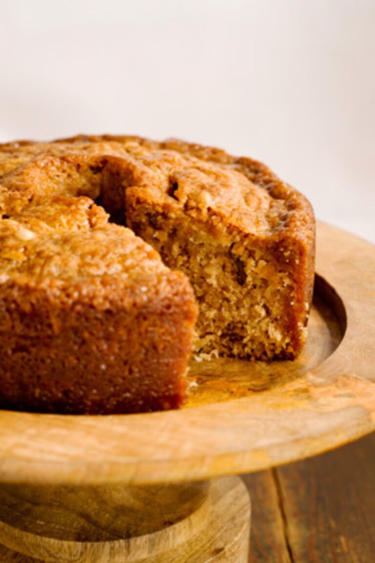 Moist Paula Deen Apple Cake Recipe