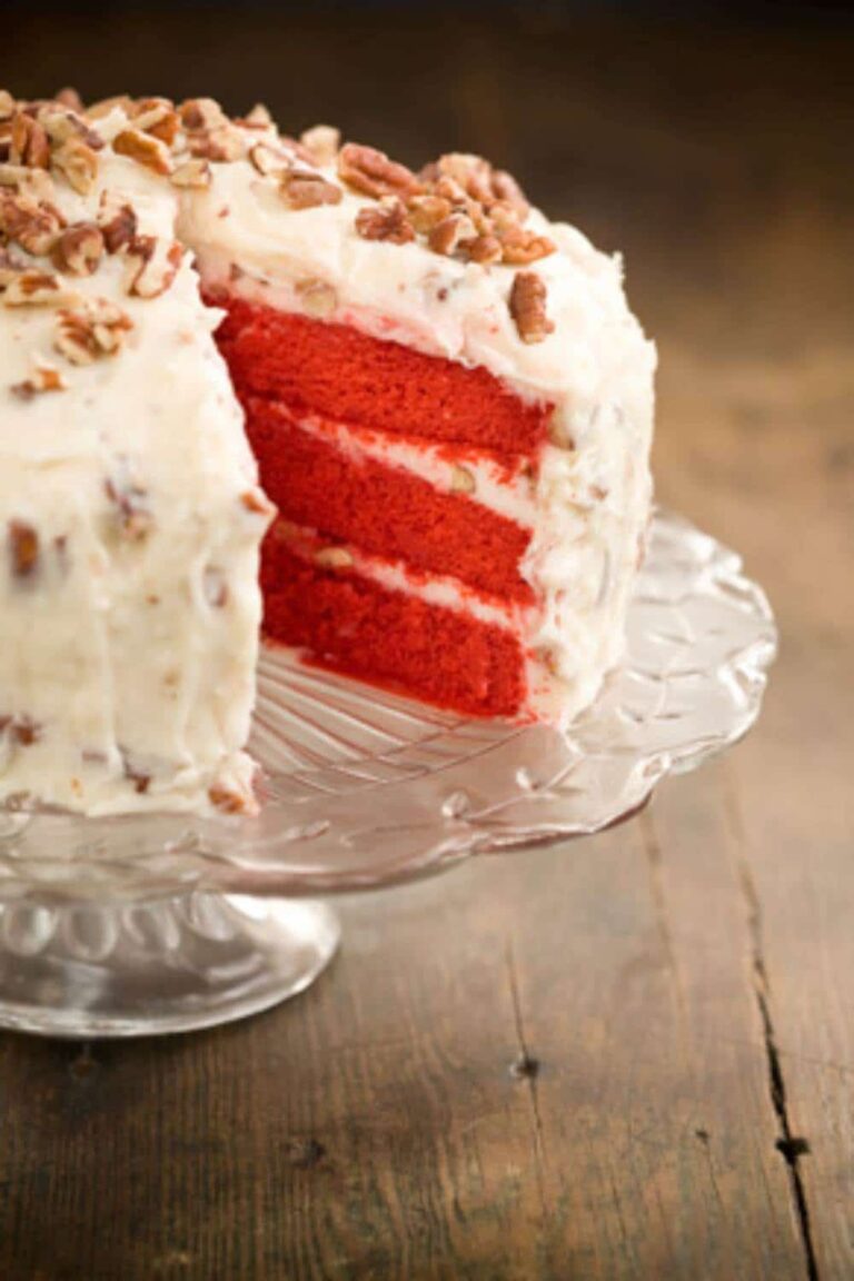 Tantalizing Paula Deen Red Velvet Cake Recipe