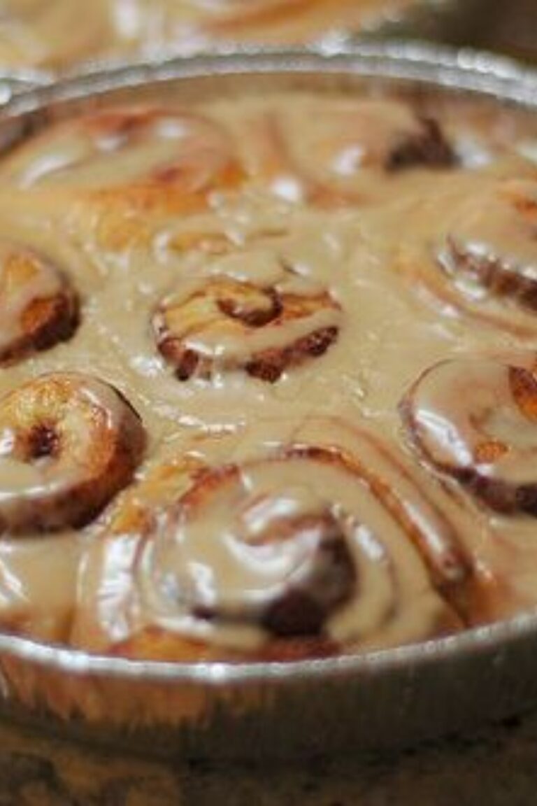 Gooey Pioneer Woman Cinnamon Rolls Recipe