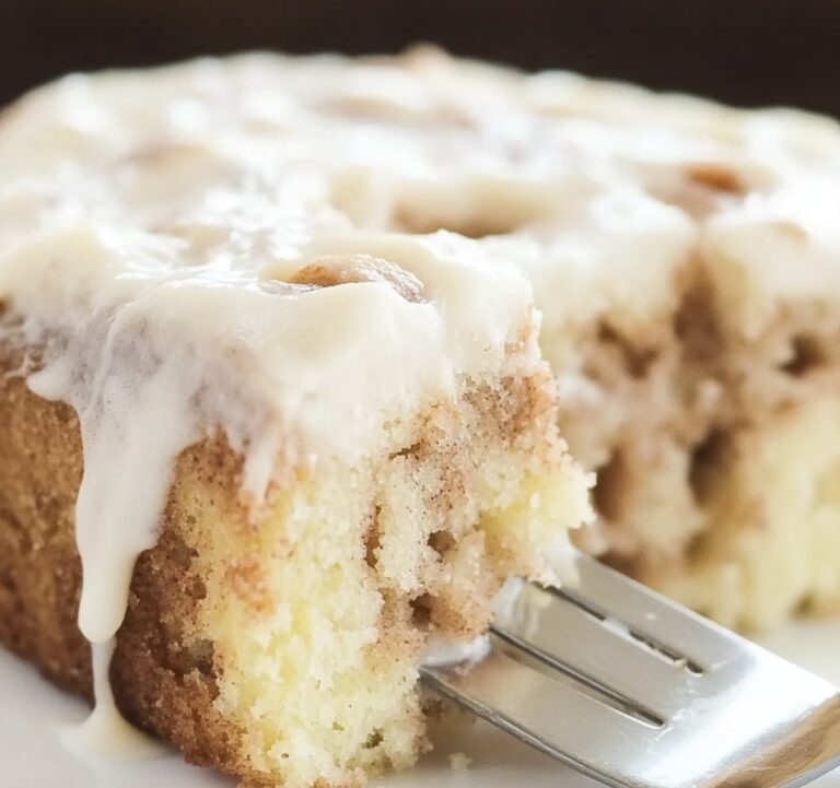 Cinnamon Roll Poke Cake Recipe