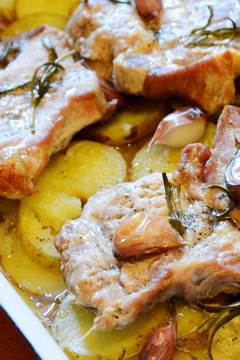 Sizzling Pioneer Woman Pork Chops And Sauerkraut Recipe