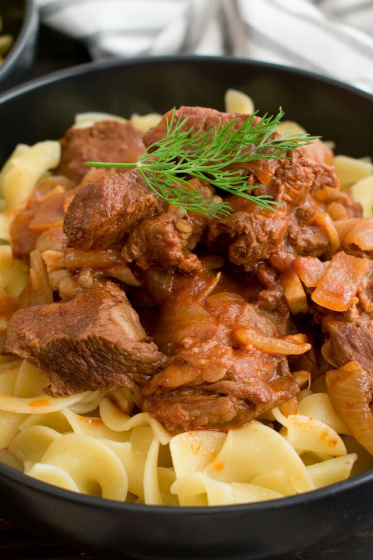 Hearty Hungarian Goulash Recipe