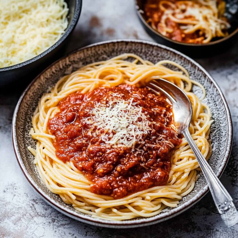 Easy And Rich Tomato Pasta Sauce Recipe