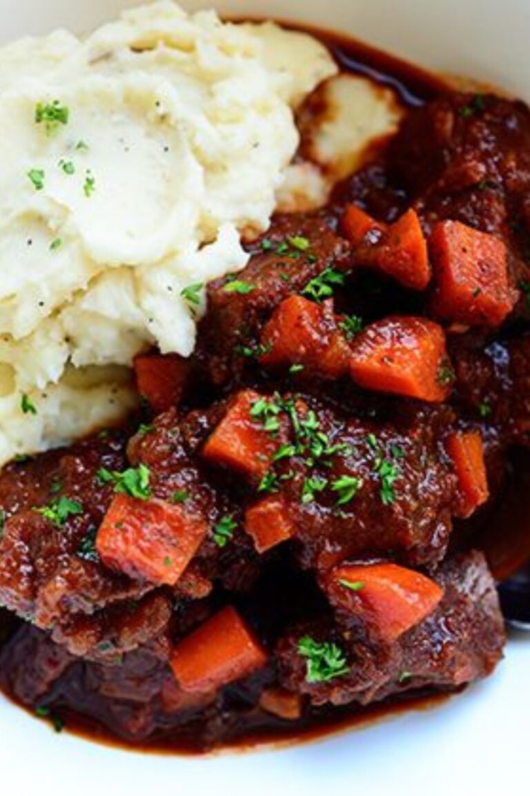 Hearty Pioneer Woman Dutch Oven Beef Stew Recipe