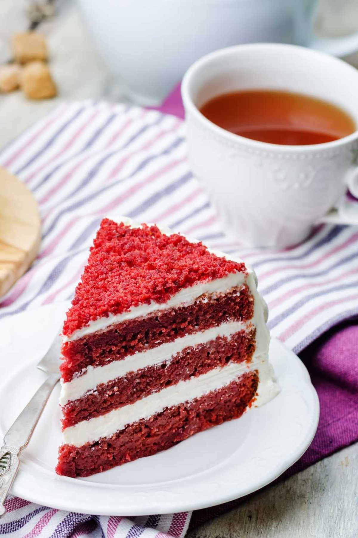 Velvety Bobby Flay Red Velvet Cake Recipe