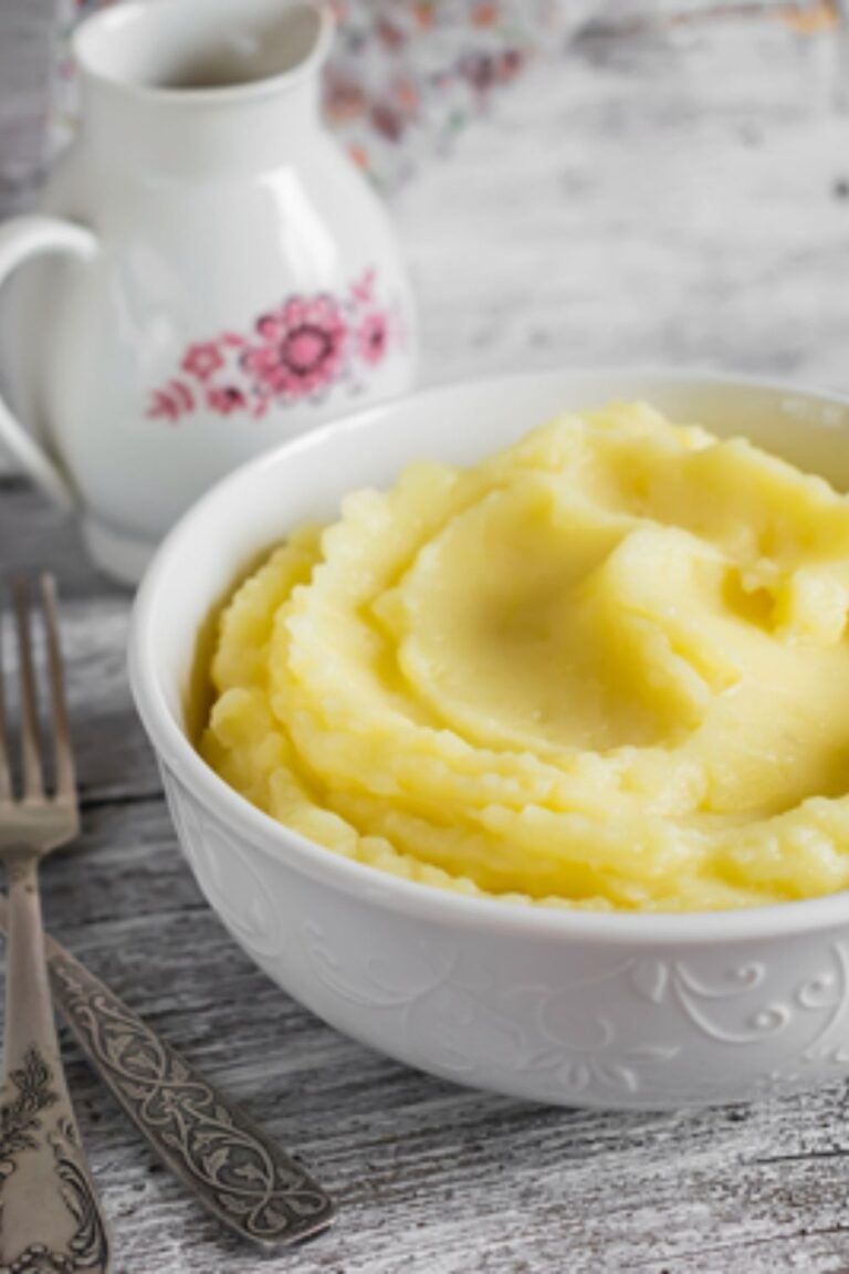 Creamy Paula Deen Mashed Potatoes Recipe