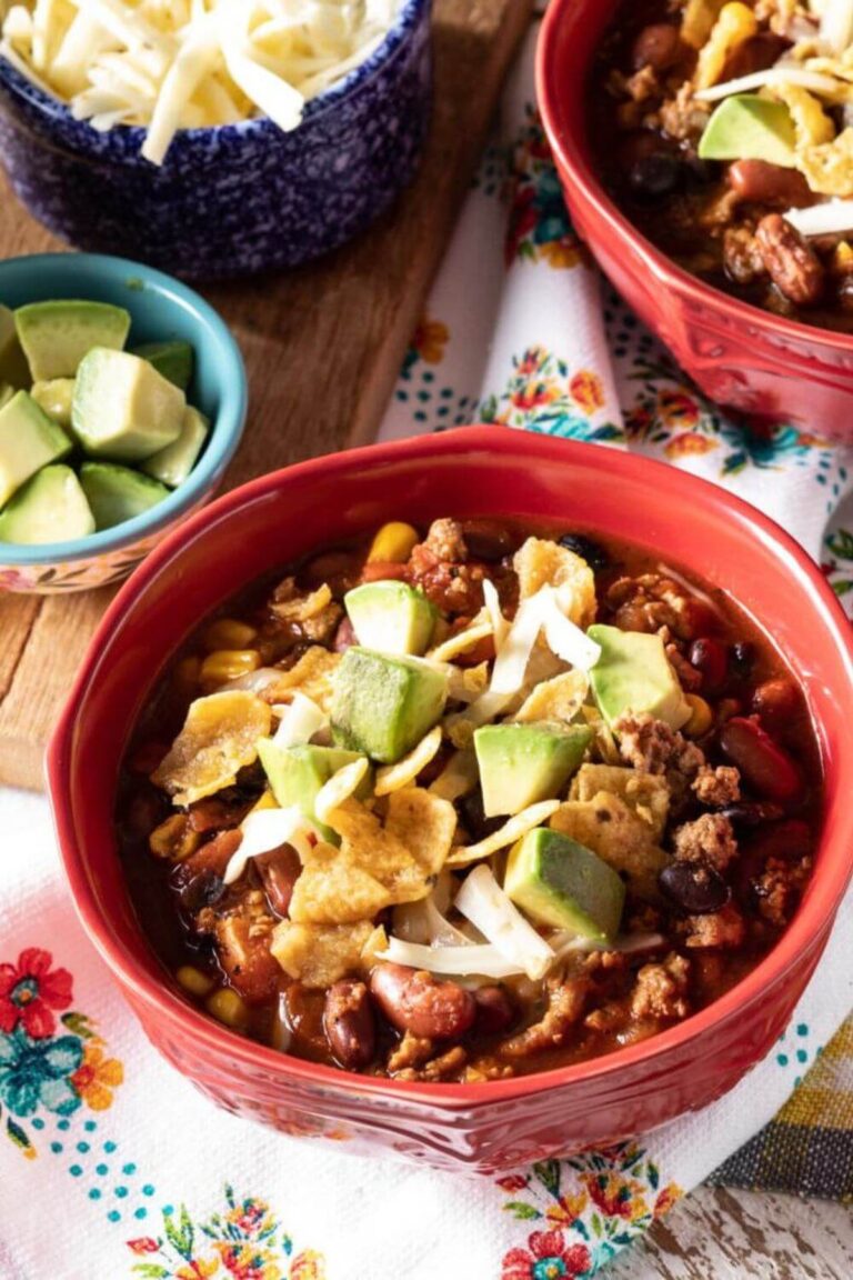 Hearty Pioneer Woman Turkey Chili Recipe