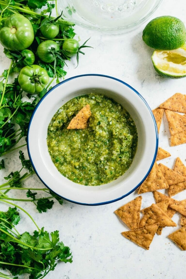 Zesty Pioneer Woman Green Tomato Salsa Recipe