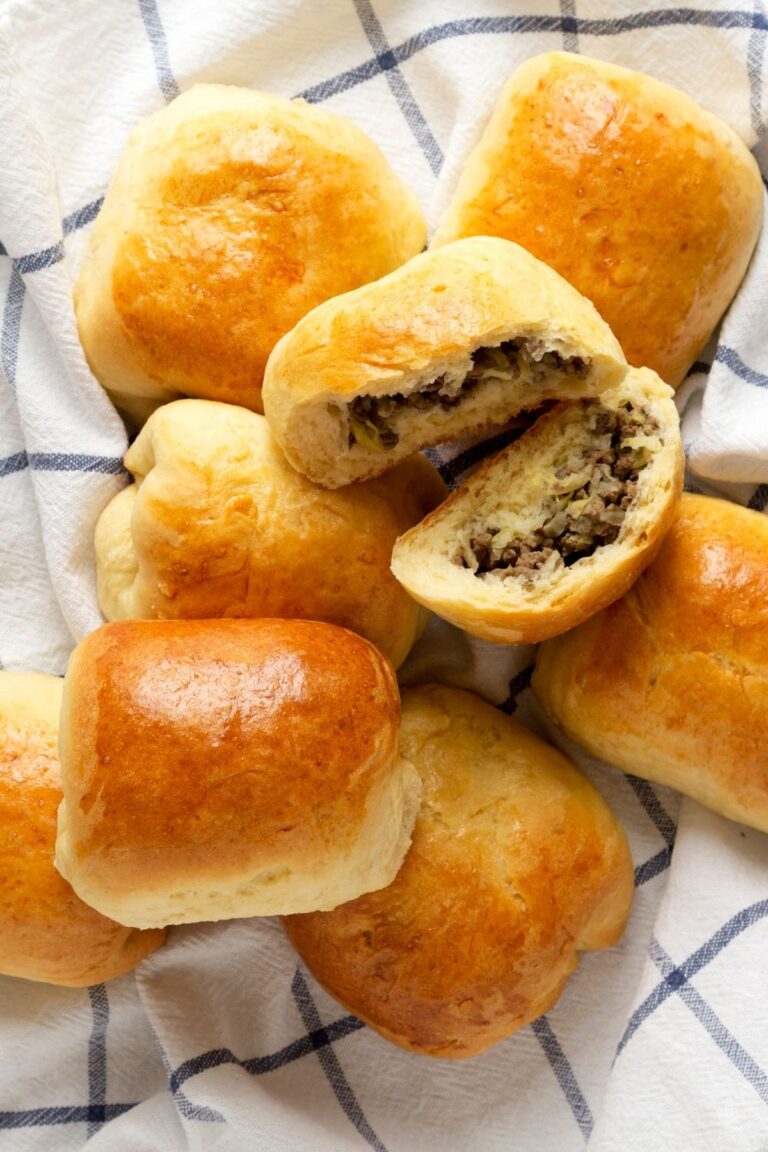 Hearty Pioneer Woman Bierocks Recipe