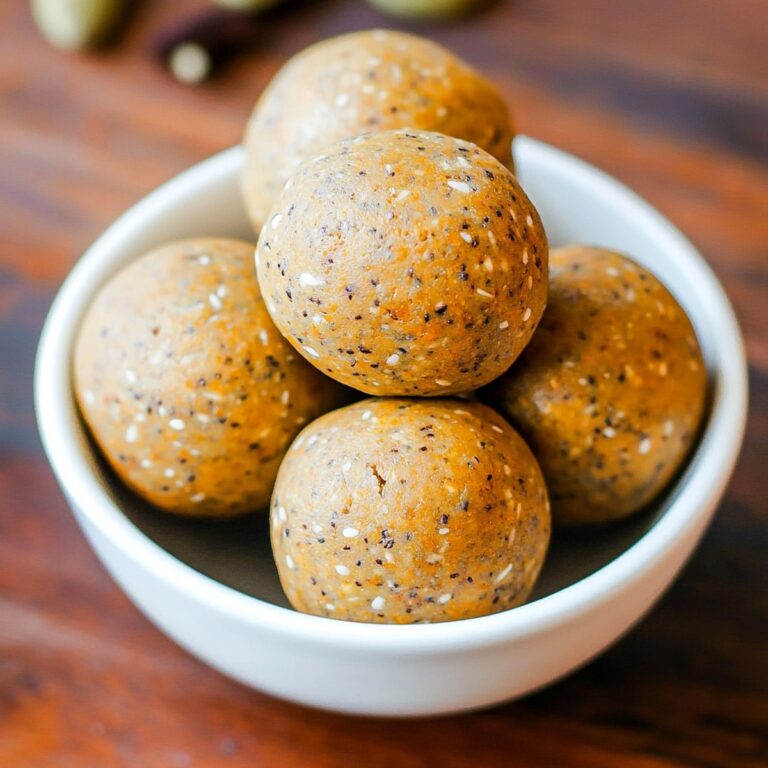 No-Bake Healthy Pumpkin Pie Energy Balls Recipe