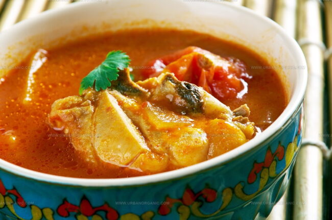 Chettinad Chicken Curry (Chettinad Kozhi)