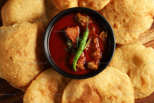 Malvani Chicken (Malvani Kombdi Rassa)