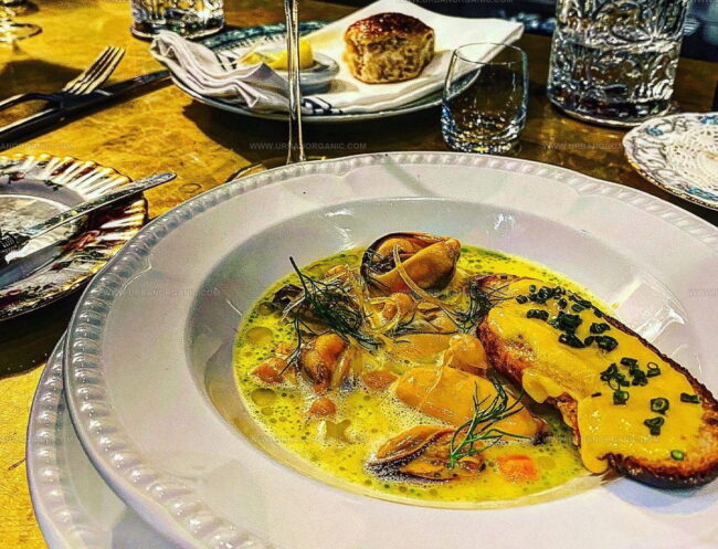 Moules Au Safran